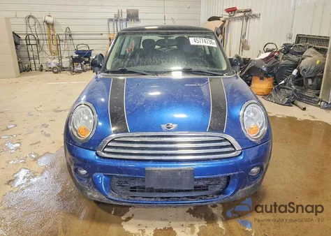 2012 Mini Cooper из США, поврежденный, VIN WMWSU3C55CT369152